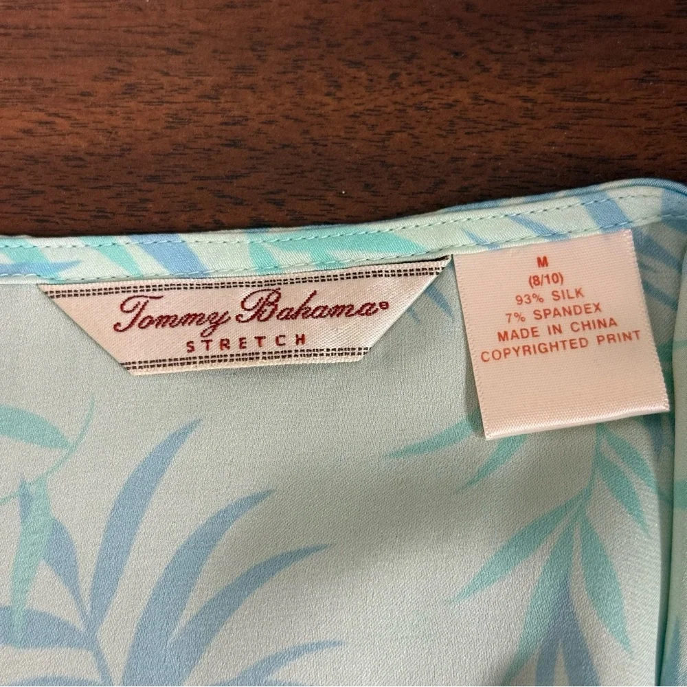 Tommy Bahama Silk Stretch Tank Top – Palm Print, Size Medium. 93% Silk - Picture 5 of 7